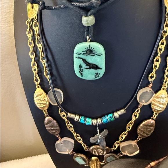 Come dig with me. Unlisted gorgeousness in every price range. - Picture 13 of 17